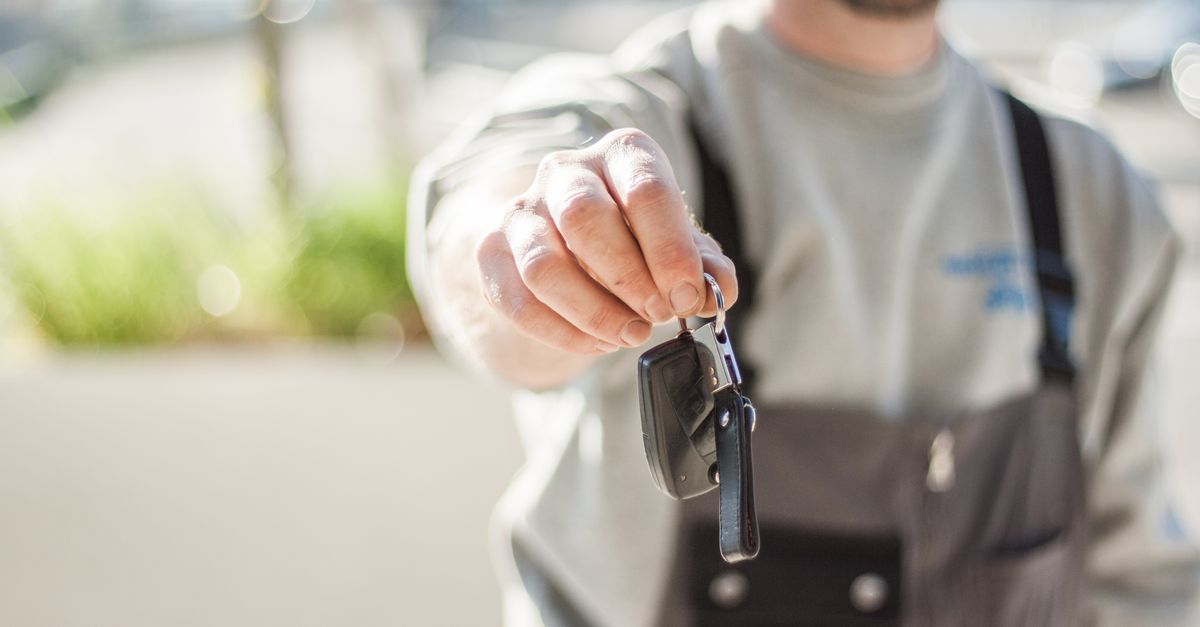BMW car key fob — Greg Locksmith