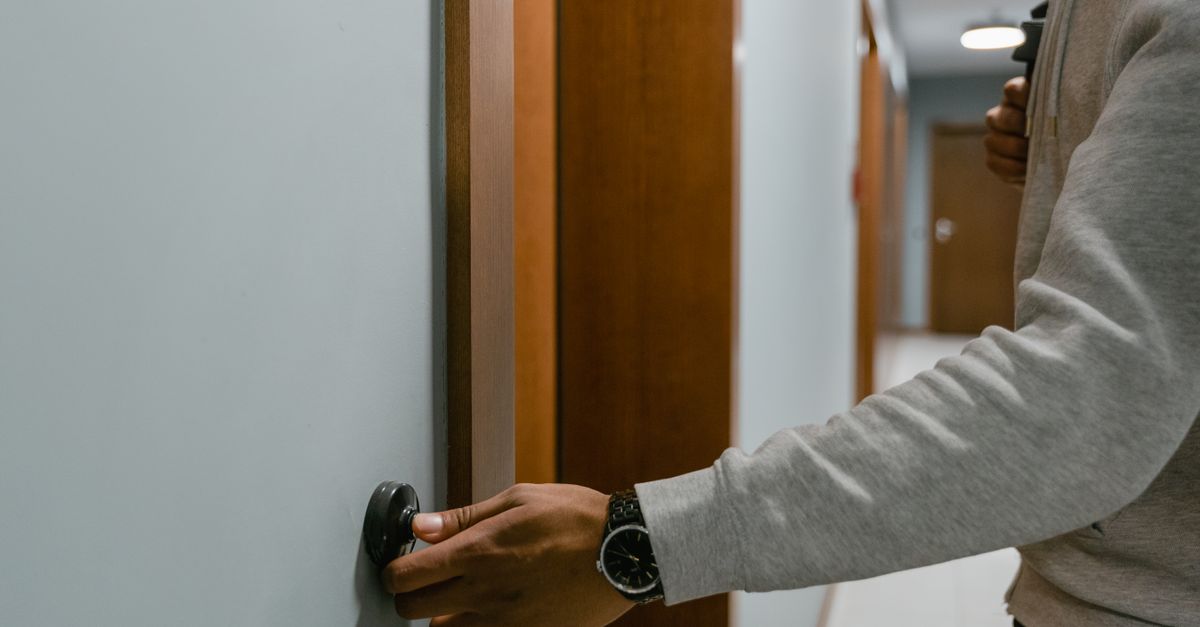 locksmith service technician — Greg Locksmith